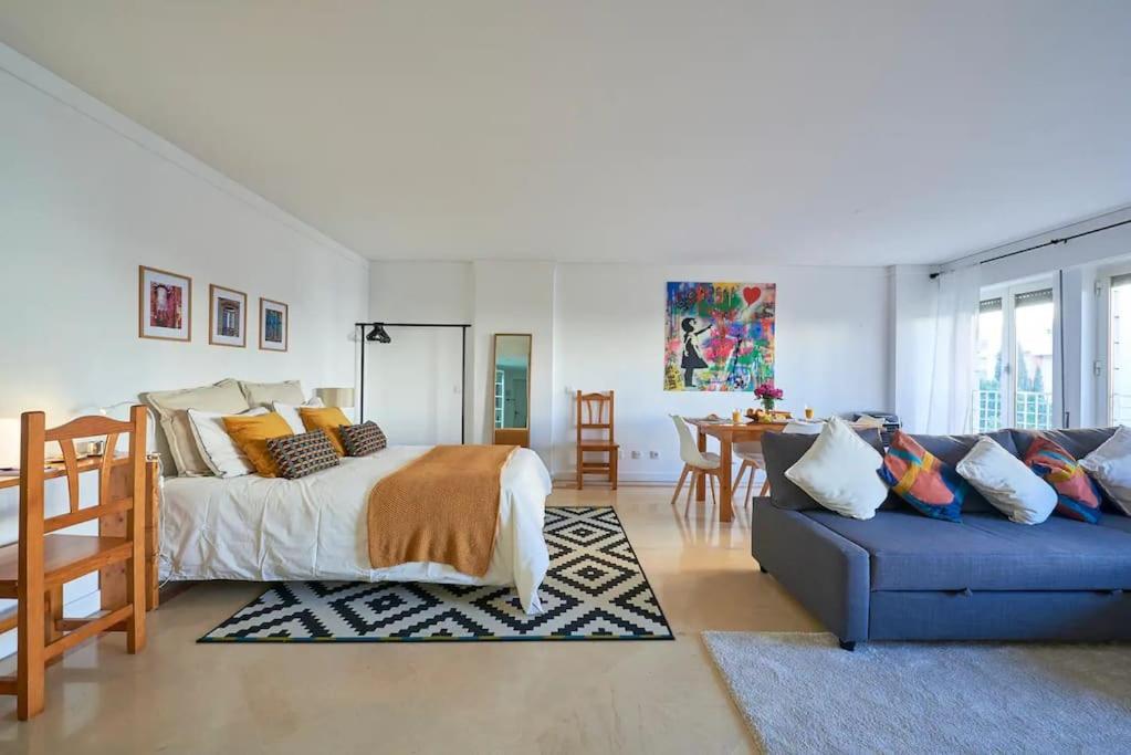 Apartment Modern With Garage And Pool *