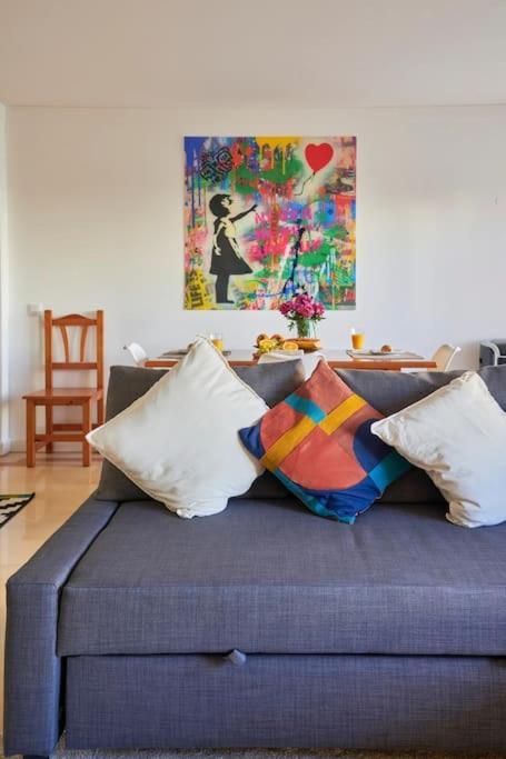 Modern With Garage And Pool Apartament